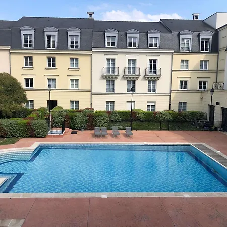 Apartahotel Adagio Val D'europe 3*